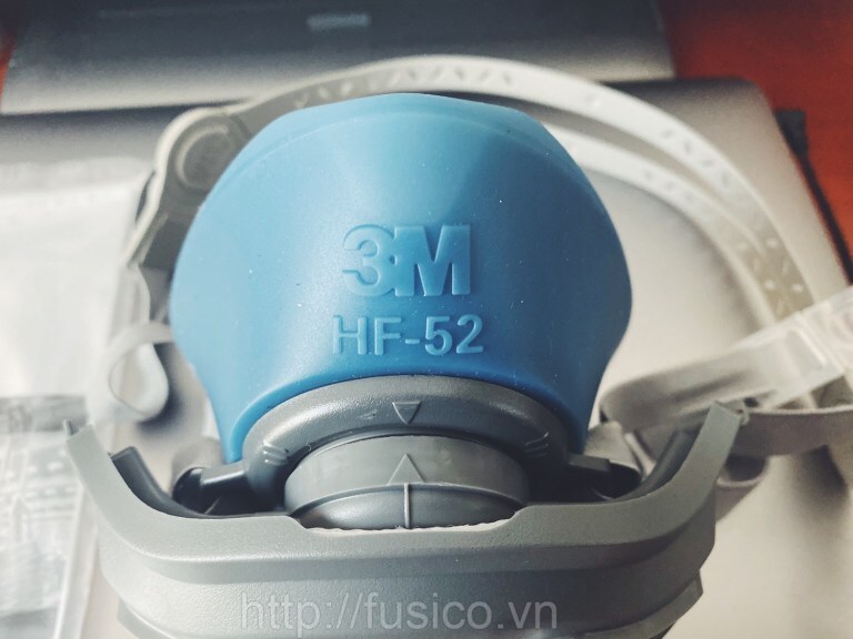 Ảnh thực tế mặt nạ phòng độc nửa mặt 3M HF 52
